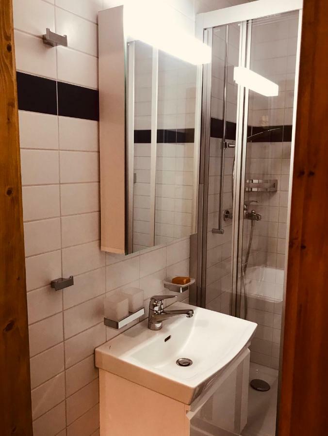 Appartement 1Bijou La Chaux De Fonds ภายนอก รูปภาพ